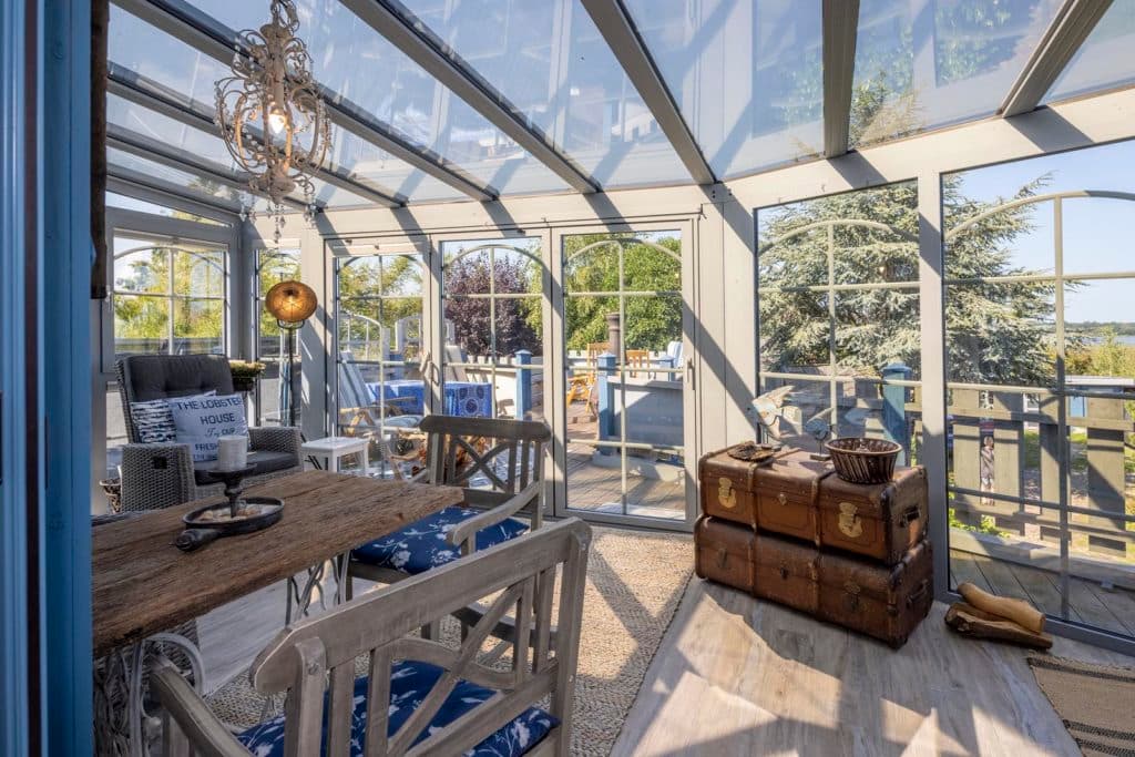 So integrieren Sie eine Terrassenüberdachung mit Markise in Ihr Gartendesign