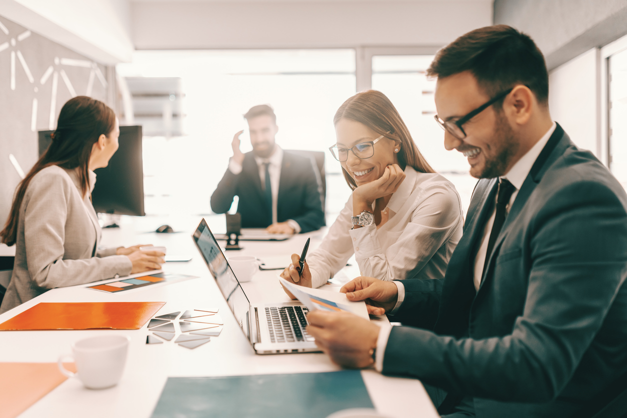 Die Bedeutung von Headhunter IT im Wettbewerb um IT-Spezialisten